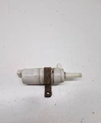 KIA Sorento Headlight washer pump 