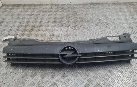 Opel Astra H Front grill