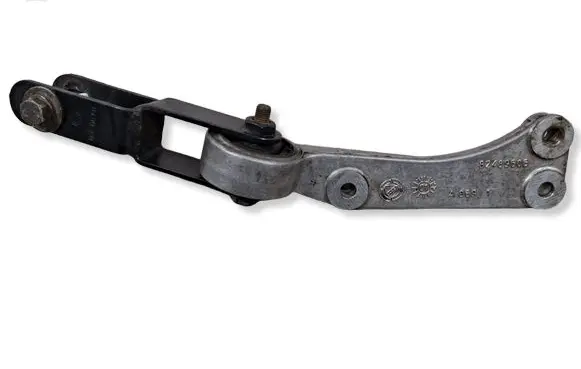 Alfa Romeo 166 Engine mount bracket 82489606