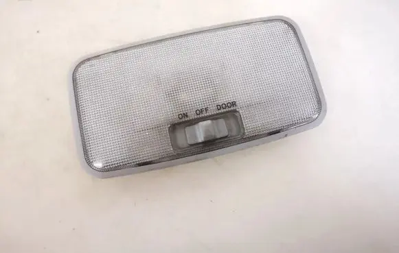 Toyota RAV 4 (XA30) Rear seat light