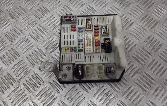 Renault Scenic II - Grand scenic II Fuse box set 7180147187
