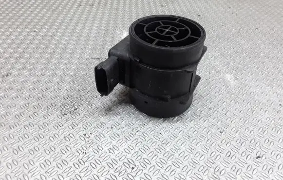 Opel Zafira B Mass air flow meter LM1137