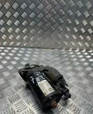 Skoda Yeti (5L) Starter motor 02M911024