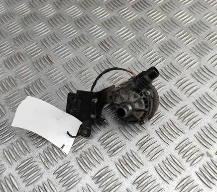 BMW X7 G07 Electric auxiliary coolant/water pump 8671654