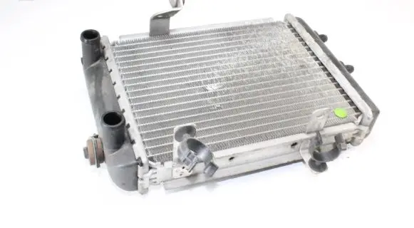 Audi A4 S4 B7 8E 8H Coolant radiator 8E0121212K