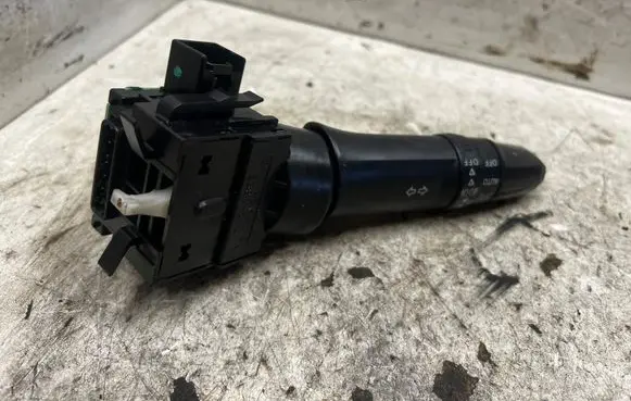 Mitsubishi Outlander Indicator stalk E380013