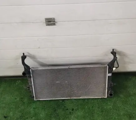Hyundai Kona I Coolant radiator 25310-M6300