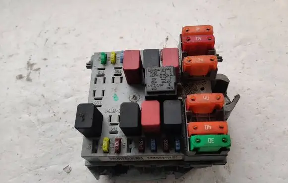 Fiat Ducato Fuse module 1349944080