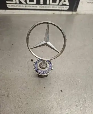 Mercedes-Benz E W211 Manufacturer badge logo/emblem A2108800186
