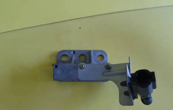 Nissan Almera N16 Airbag deployment crash/impact sensor