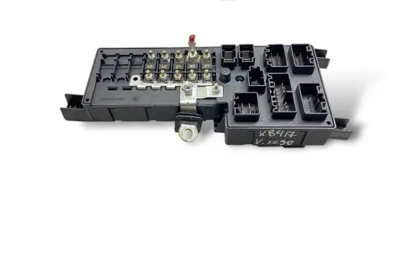 Volvo XC90 Fuse module 8678449 518826011 031022144623