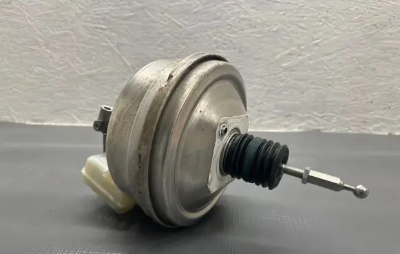 Audi A6 C7 Brake booster 4G1612103H GNDF17B829V