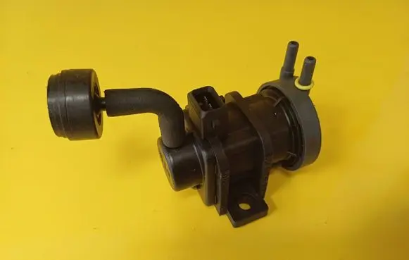Opel Zafira A Turbo solenoid valve 09128022
