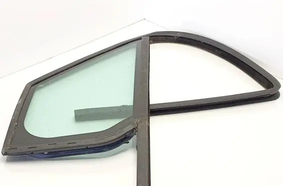 Ford Transit - Tourneo Connect Front door vent window glass four-door 