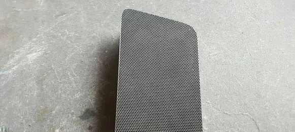 Side speaker trim/cover