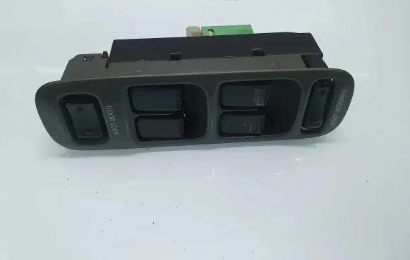 Suzuki Baleno EG Electric window control switch 2421D80