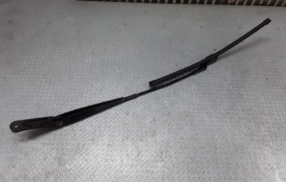 Volkswagen PASSAT B6 Windshield/front glass wiper blade 3C1955410B