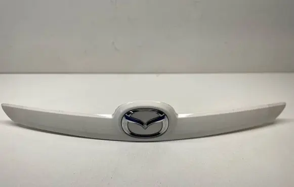 Mazda 6 Trunk door license plate light bar GS3L50811 9M8154425A22 9M8154425