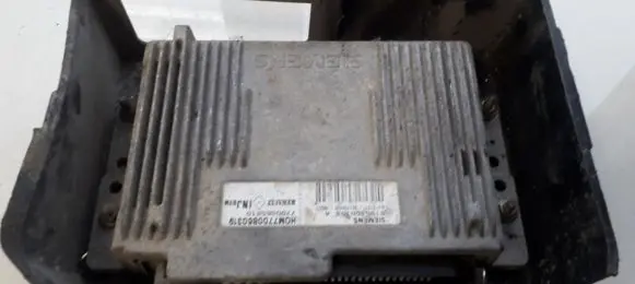 Renault Megane I Engine control unit/module 7700865810 S105300103A