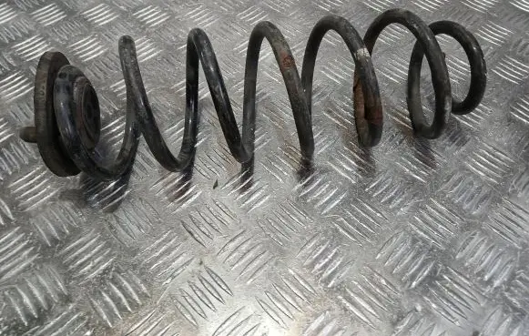 Volkswagen Golf V Front coil spring 1K0512297D