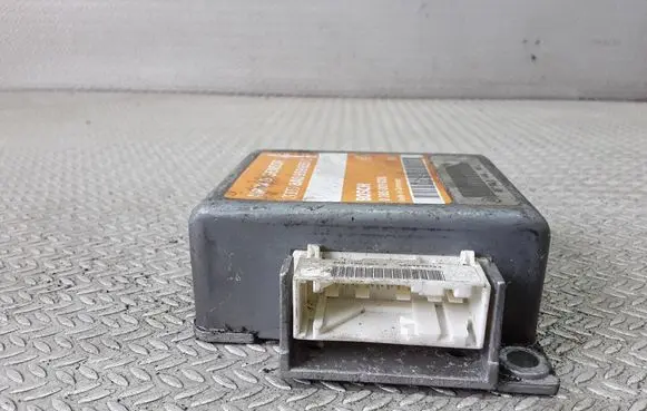 Audi A4 S4 B5 8D Airbag control unit/module 0285001038 8A0959655C
