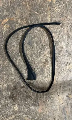 Porsche Taycan 9J1 Rubber seal front door window/glass 9J1853912A