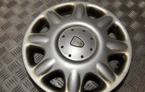 Rover 25 R14 wheel hub/cap/trim 1piece dtb101340