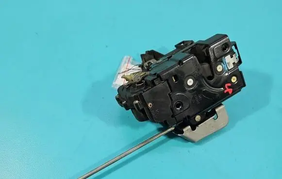 Audi A4 S4 B6 8E 8H Front door lock 4B1837015G IMPRK1585103