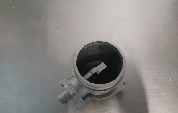 Volvo V70 Mass air flow meter 0280218088 8670115