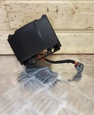 Ford S-MAX Cigarette lighter rear 