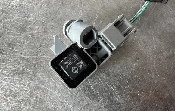 Renault Scenic III - Grand scenic III Airbag deployment crash/impact sensor 988312833R