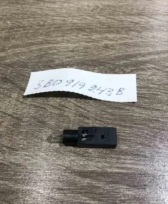 Skoda Superb B5 (3U) Tail light bulb cover holder 3B0919243B