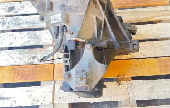 Manual 5 speed gearbox