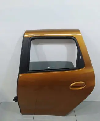 Dacia Duster II Front door