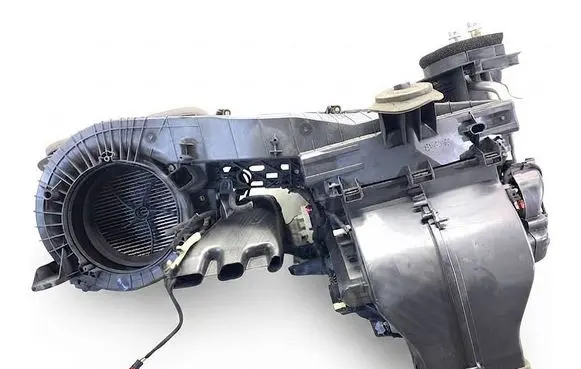 Jeep Grand Cherokee WL Heater blower radiator 68379744AB
