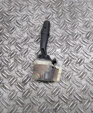 Toyota Avensis Verso Indicator stalk