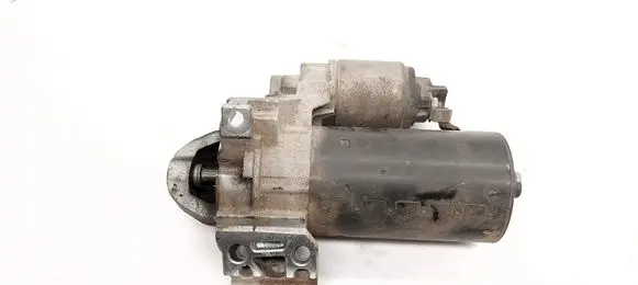 BMW X3 F25 Starter motor 8570383