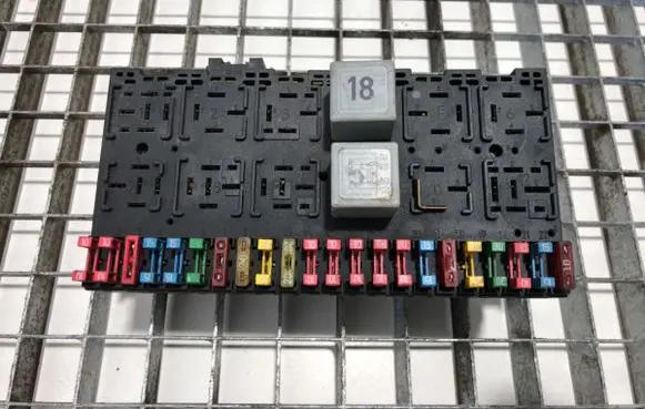 Fuse box set