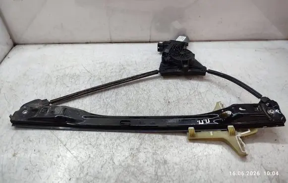 Volkswagen Amarok Front door window regulator with motor 8R0959802 8R0959802CT