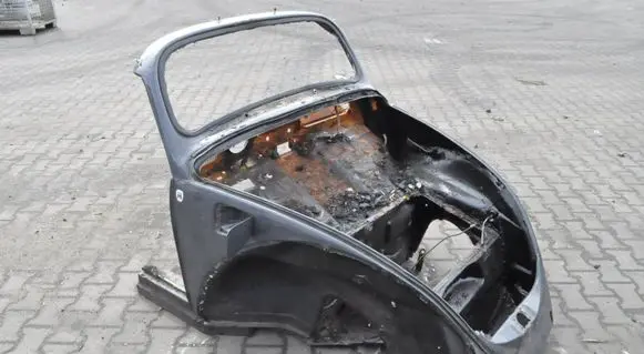 Volkswagen Beetle 1300 Front quarter panel 