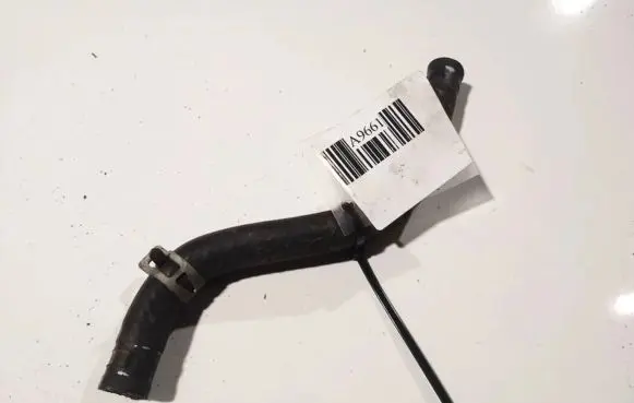 Toyota RAV 4 (XA30) Engine coolant pipe/hose