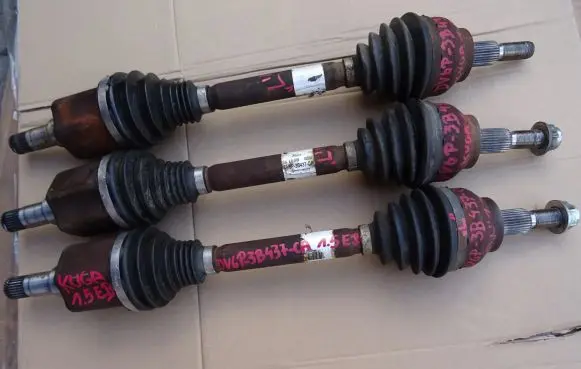 Ford Kuga II Front driveshaft DV6P3B437CA