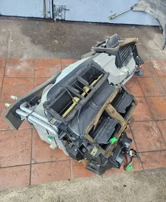 Volvo V70 Interior heater climate box assembly P08674720 268594