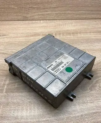Audi A4 S4 B5 8D Engine control unit/module ECU 8D0907557C 0261203938 939