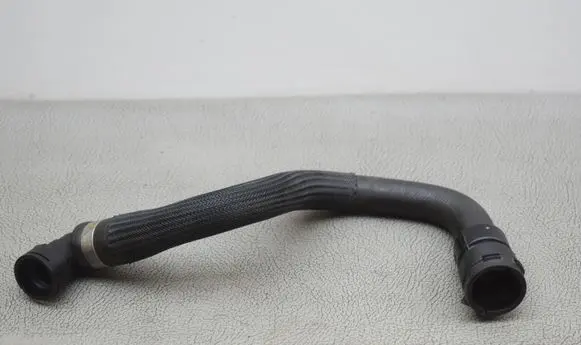 Land Rover Range Rover Evoque L538 Engine coolant pipe/hose 6G918B159RD