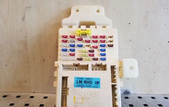 Hyundai ix35 Fuse module 919502S511