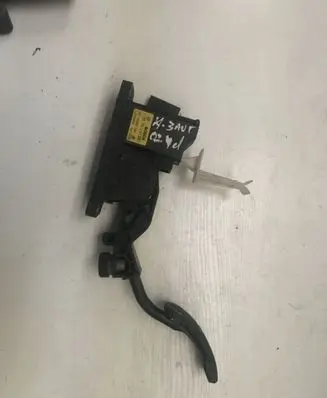Audi A3 S3 8L Accelerator throttle pedal 1J2723503L