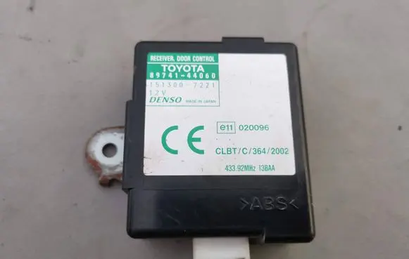 Toyota Avensis Verso Door control unit/module 8974144060 8974142010