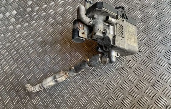 Audi A8 S8 D3 4E Auxiliary pre-heater (Webasto) 4E0815069D 4E0910105