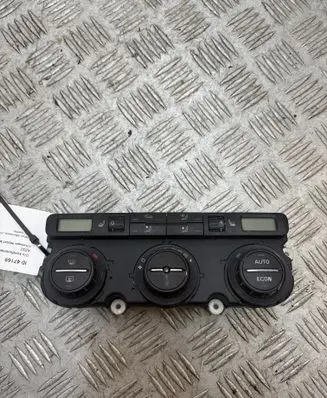 Volkswagen PASSAT B6 Climate control unit 74641441